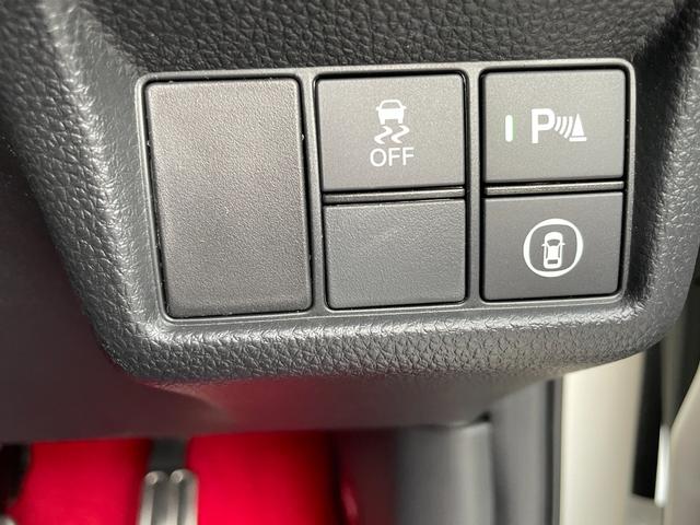 シビック タイプＲ　ターボ　６ＭＴ　ナビＴＶ　７５１８ｋｍ　ワンオーナー　禁煙　７５１８ｋｍ　６ＭＴ　ターボ　ナビＴＶ　バックカメラ　ＢＳＭ　追従クルコン　衝突軽減　レーンキープ　ＵＳＢ　Ｂｌｕｅｔｏｏｔｈ　ＬＥＤライトＦＲドラレコ　ＥＴＣ　スペアキー（26枚目）