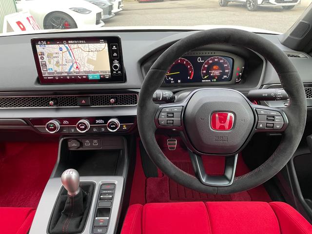 シビック タイプＲ　ターボ　６ＭＴ　ナビＴＶ　７５１８ｋｍ　ワンオーナー　禁煙　７５１８ｋｍ　６ＭＴ　ターボ　ナビＴＶ　バックカメラ　ＢＳＭ　追従クルコン　衝突軽減　レーンキープ　ＵＳＢ　Ｂｌｕｅｔｏｏｔｈ　ＬＥＤライトＦＲドラレコ　ＥＴＣ　スペアキー（27枚目）