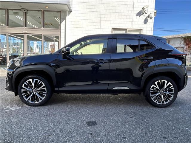 ヤリスクロス ハイブリッドＺ　１オナー純ナビテレビパノラマビュー（6枚目）