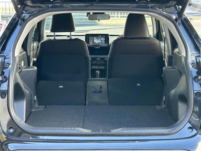 ヤリスクロス ハイブリッドＺ　１オナー純ナビテレビパノラマビュー（12枚目）