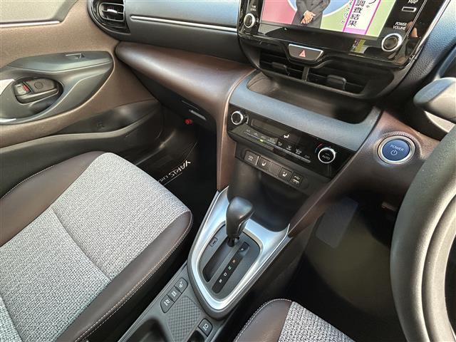 ヤリスクロス ハイブリッドＺ　１オナー純ナビテレビパノラマビュー（19枚目）