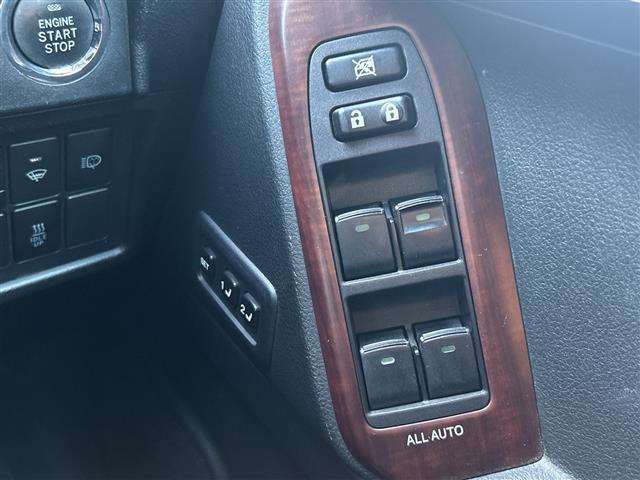 ランドクルーザープラド TZ-G メーカーナビサンルーフ黒レザーシート(17枚目)