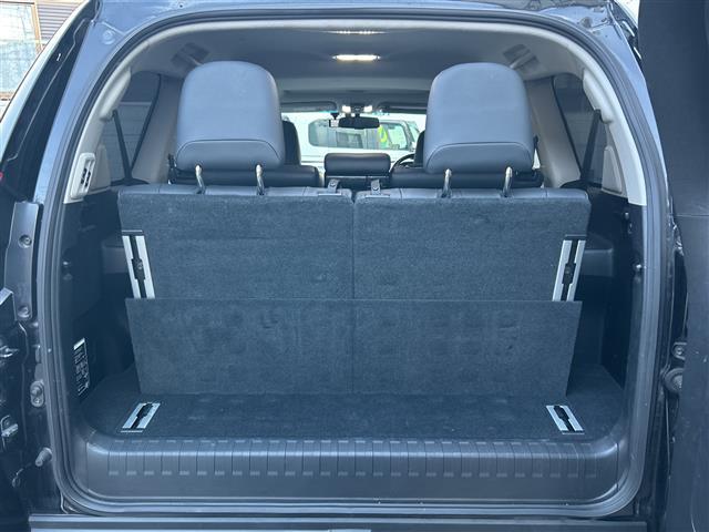 ランドクルーザープラド TZ-G メーカーナビサンルーフ黒レザーシート(30枚目)