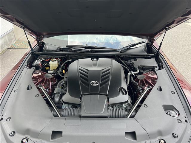 ＬＣ５００　Ｓパッケージ　ディーラー整備記録簿／Ｈ３０－Ｒ４／黒アルカンターラ×本革シート／ＴＲＤエアロ／マークレビンソンサウンドシステム／純正ナビ／フルセグ／ＣＤ／ＤＶＤ／ＢＤ／ＳＤ／ＭＳＶ／ＢＴ／ＡＵＸ／Ｍｉｒａｃａｓｔ(35枚目)