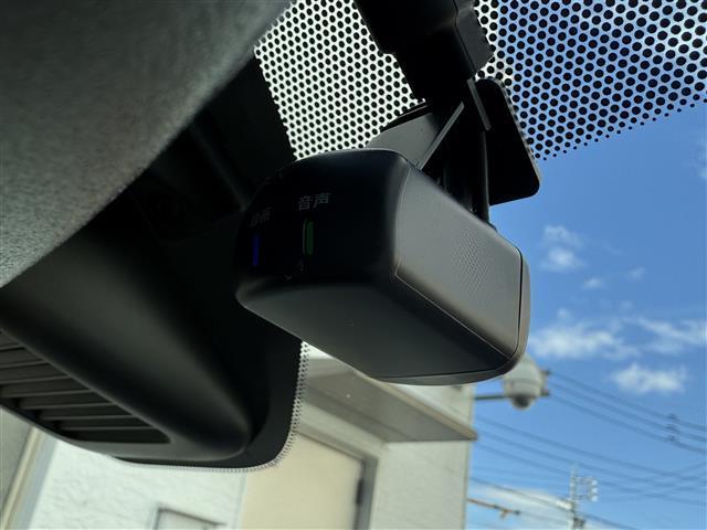 デイズ Ｘ　禁煙／ワンオーナー／純正９型ディスプレイオーディオ／インテリジェントアラウンドビューモニター／純正ドライブレコーダー／エマージェンシーブレーキ／クリアランスソナー／／純正１４ＡＷ／アイドリングストップ（3枚目）