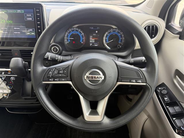 デイズ Ｘ　禁煙／ワンオーナー／純正９型ディスプレイオーディオ／インテリジェントアラウンドビューモニター／純正ドライブレコーダー／エマージェンシーブレーキ／クリアランスソナー／／純正１４ＡＷ／アイドリングストップ（16枚目）