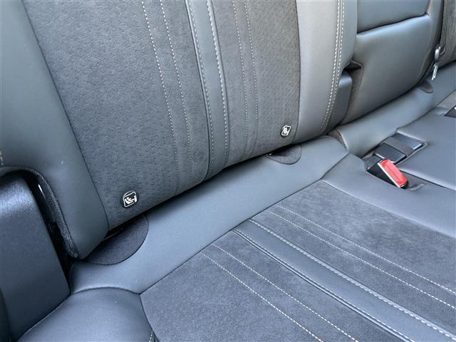 ３００８ ＧＴ　ブルーＨＤｉ　正規ディーラー車／禁煙／１オーナー／８インチタッチスクリーンナビ／フルセグ／Ｂ・左Ｓカメラ／ＥＴＣ／前後ドラレコ／ワイヤレス充電／黒半革／マッサージ機能付き／シートヒーター／ＰＢＤ／ＡＤＡＳ（25枚目）