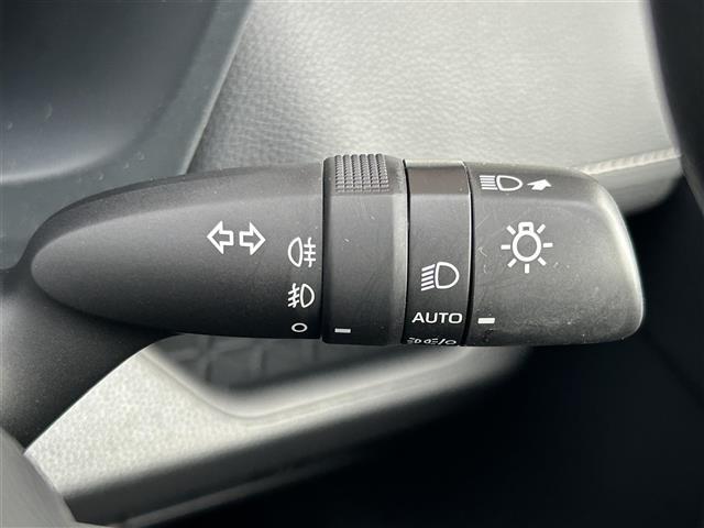 ＲＡＶ４ Ｘ　ワンオーナー　ＯＰ１８インチアルミホイール　寒冷地仕様　バックカメラ　バックガイドモニター　社外サイドステップ　社外バンパーガード積み込み　ディスプレイオーディオ８型　ナビ対応　フルセグ　ＡＣＣ（11枚目）