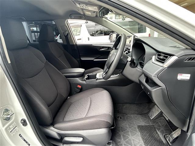 ＲＡＶ４ Ｘ　ワンオーナー　ＯＰ１８インチアルミホイール　寒冷地仕様　バックカメラ　バックガイドモニター　社外サイドステップ　社外バンパーガード積み込み　ディスプレイオーディオ８型　ナビ対応　フルセグ　ＡＣＣ（20枚目）