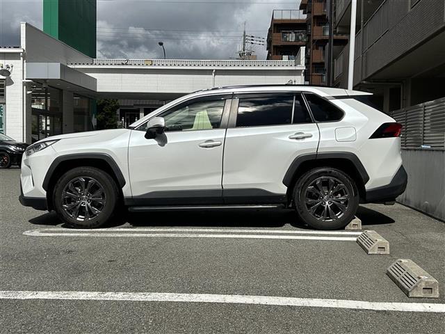 ＲＡＶ４ Ｘ　ワンオーナー　ＯＰ１８インチアルミホイール　寒冷地仕様　バックカメラ　バックガイドモニター　社外サイドステップ　社外バンパーガード積み込み　ディスプレイオーディオ８型　ナビ対応　フルセグ　ＡＣＣ（30枚目）