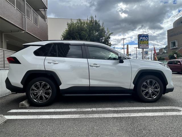 ＲＡＶ４ Ｘ　ワンオーナー　ＯＰ１８インチアルミホイール　寒冷地仕様　バックカメラ　バックガイドモニター　社外サイドステップ　社外バンパーガード積み込み　ディスプレイオーディオ８型　ナビ対応　フルセグ　ＡＣＣ（31枚目）