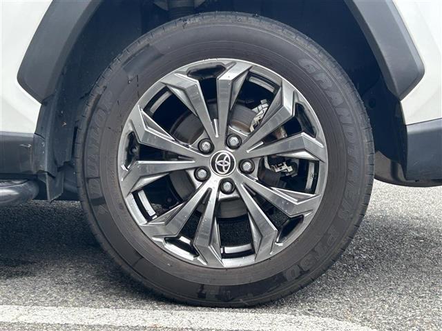 ＲＡＶ４ Ｘ　ワンオーナー　ＯＰ１８インチアルミホイール　寒冷地仕様　バックカメラ　バックガイドモニター　社外サイドステップ　社外バンパーガード積み込み　ディスプレイオーディオ８型　ナビ対応　フルセグ　ＡＣＣ（39枚目）