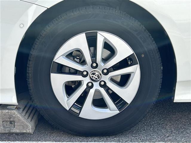 プリウス A ヘッドアップディスプレイ ブラインドスポットモニター バックカメラ ALPINE9インチナビ(フルセグTV/CD/DVD/BT) Toyota Safety SenseP スペアキー 保証書 取説(38枚目)