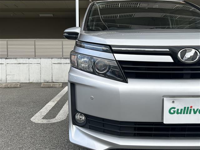 ヴォクシー V 7人乗 両側電動 純正9インチナビ バックカメラ フルセグ BT ドラレコ ETC クルコン 衝突軽減 レーンキープ オートライト LEDヘッドライト 純正15インチAW 前後コーナーセンサー(36枚目)
