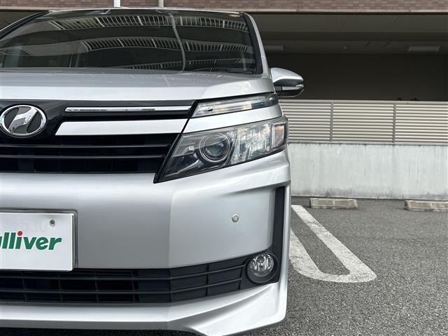 ヴォクシー V 7人乗 両側電動 純正9インチナビ バックカメラ フルセグ BT ドラレコ ETC クルコン 衝突軽減 レーンキープ オートライト LEDヘッドライト 純正15インチAW 前後コーナーセンサー(37枚目)