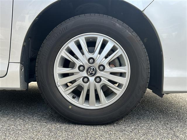 ヴォクシー V 7人乗 両側電動 純正9インチナビ バックカメラ フルセグ BT ドラレコ ETC クルコン 衝突軽減 レーンキープ オートライト LEDヘッドライト 純正15インチAW 前後コーナーセンサー(38枚目)