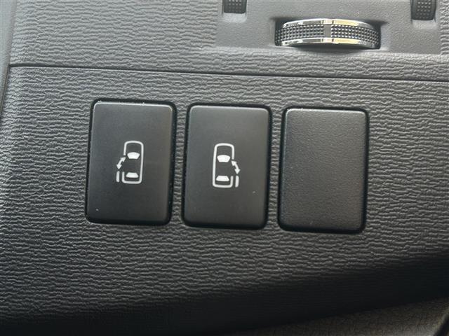 アイシス プラタナ Vセレクション ワンオーナー/トヨタ純正7インチSDナビ両側/パワースライドドア/ビルトインETC/前方ドライブレコーダー/オートライト/フロントフォグランプ/電格ミラー/革巻きステアリング/スマートキー/ETC(13枚目)