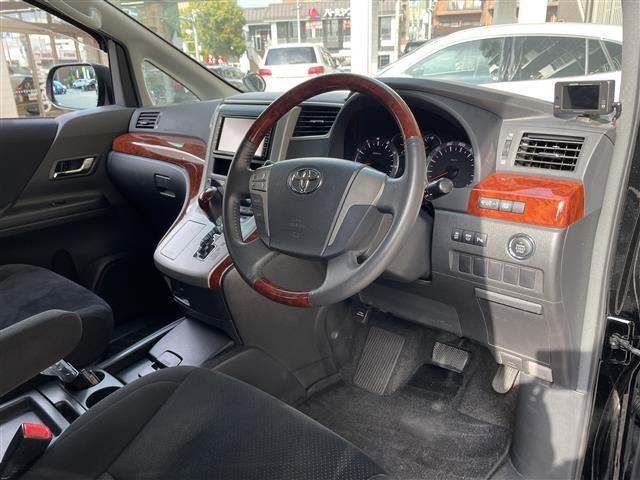 ヴェルファイア 2.4Z プラチナムセレクション ワンオーナー 純正ナビ フリップダウンモニター バックカメラ 純正18インチAW HIDヘッドライト(25枚目)