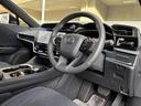 ＲＺ３００ｅ　バージョンＬ　パノラマルーフ（ルーフシェードあり）　マークレビンソン　デジタルインナーミラー　アドバンスドパーク　パーキングサポートブレーキ　おくだけ充電　充電ケーブル　１４インチタッチディスプレイ＋　カードキー（23枚目）