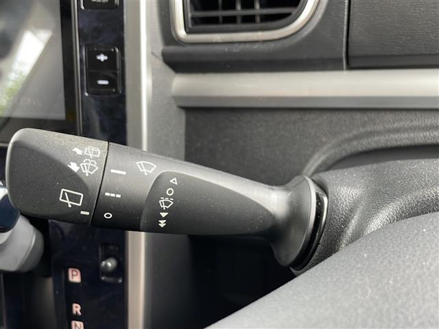 タント カスタムＲＳ　トップエディションＳＡＩＩＩ　純正ＳＤナビ　純正フリップダウンモニター　フルセグテレビ　禁煙車　両側パワースライドドア　バックカメラ　コーナーセンサー　ＬＥＤヘッドライト　スマートキー　シートヒーター　ウィンカーミラー　ＥＴＣ（26枚目）