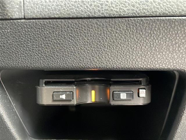 タント カスタムＲＳ　トップエディションＳＡＩＩＩ　純正ＳＤナビ　純正フリップダウンモニター　フルセグテレビ　禁煙車　両側パワースライドドア　バックカメラ　コーナーセンサー　ＬＥＤヘッドライト　スマートキー　シートヒーター　ウィンカーミラー　ＥＴＣ（41枚目）