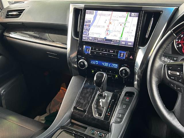 ヴェルファイア ２．５Ｚ　Ｇエディション　ＡＬＰＩＮＥナビ　Ｂｌｕｅｔｏｏｔｈ　フルセグＴＶ　モデリスタフルエアロ　１２．８インチＡＬＰＩＮＥフリップダウンモニター　両側パワースライドドア　三眼ＬＥＤヘッドライト　デジタルインンーミラー（17枚目）