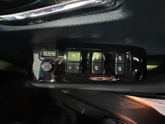 ヴェルファイア ２．５Ｚ　Ｇエディション　ＡＬＰＩＮＥナビ　Ｂｌｕｅｔｏｏｔｈ　フルセグＴＶ　モデリスタフルエアロ　１２．８インチＡＬＰＩＮＥフリップダウンモニター　両側パワースライドドア　三眼ＬＥＤヘッドライト　デジタルインンーミラー（35枚目）