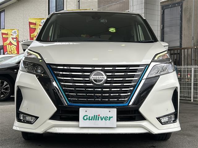 セレナ ｅ－パワー　ハイウェイスターＶ　純正ナビ　Ｂｌｕｅｔｏｏｔｈ　フルセグＴＶ　プロパイロット　両側パワースライドドア　フリップダウンモニター　アラウンドビューモニター　バックカメラ　禁煙車　コーナーセンサー　ＢＳＭ　ＢＳＷ　ＢＳＩ（3枚目）