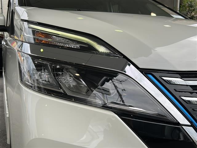 セレナ ｅ－パワー　ハイウェイスターＶ　純正ナビ　Ｂｌｕｅｔｏｏｔｈ　フルセグＴＶ　プロパイロット　両側パワースライドドア　フリップダウンモニター　アラウンドビューモニター　バックカメラ　禁煙車　コーナーセンサー　ＢＳＭ　ＢＳＷ　ＢＳＩ（9枚目）