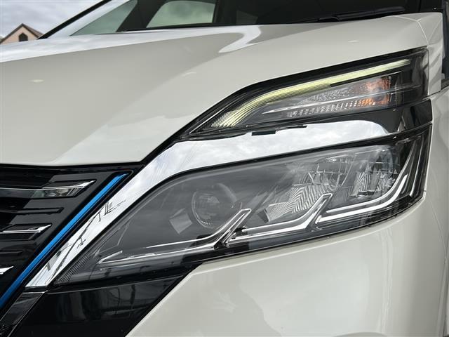 セレナ ｅ－パワー　ハイウェイスターＶ　純正ナビ　Ｂｌｕｅｔｏｏｔｈ　フルセグＴＶ　プロパイロット　両側パワースライドドア　フリップダウンモニター　アラウンドビューモニター　バックカメラ　禁煙車　コーナーセンサー　ＢＳＭ　ＢＳＷ　ＢＳＩ（10枚目）