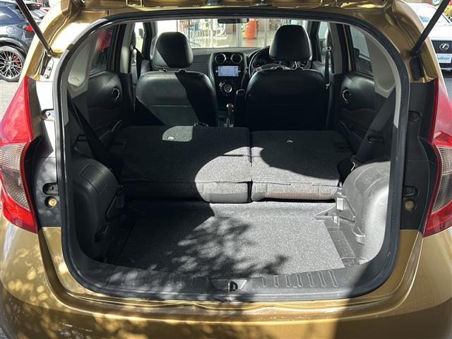 ノート  純正7インチナビ フルセグTV Bluetooth Audio 衝突軽減装置 レーンキープアシスト 禁煙車 ハーフレザーシート ウインカーミラー アイドリングストップ ETC オートライト(40枚目)