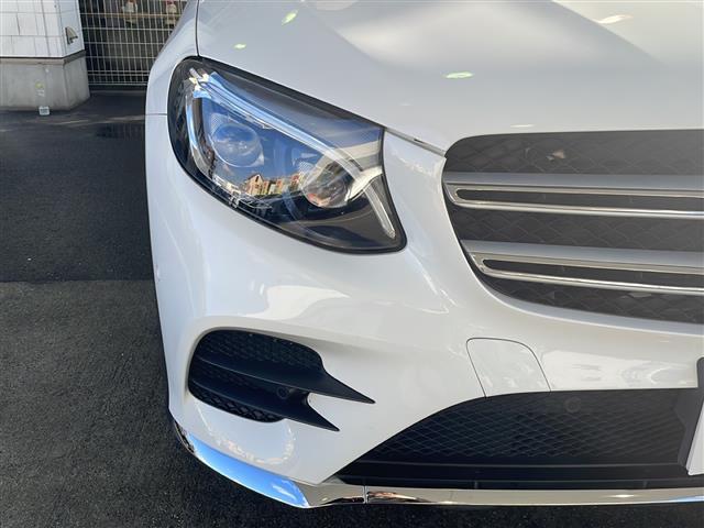 ＧＬＣ ＧＬＣ２２０ｄ　４マチックスポーツ（本革仕様）　純正ＳＤナビ（フルセグＴＶ・ＣＤ・ＢＴ）　Ｂｕｒｍｅｓｔｅｒサウンド　３６０度カメラ　衝突軽減システム　前後コーナーセンサー　レーンキープアシスト　ブラインドスポットモニター　全席シートヒーター（11枚目）