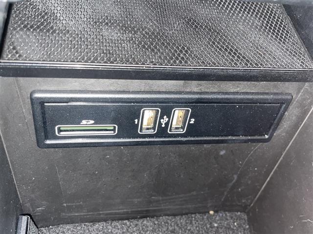 ＧＬＣ ＧＬＣ２２０ｄ　４マチックスポーツ（本革仕様）　純正ＳＤナビ（フルセグＴＶ・ＣＤ・ＢＴ）　Ｂｕｒｍｅｓｔｅｒサウンド　３６０度カメラ　衝突軽減システム　前後コーナーセンサー　レーンキープアシスト　ブラインドスポットモニター　全席シートヒーター（41枚目）