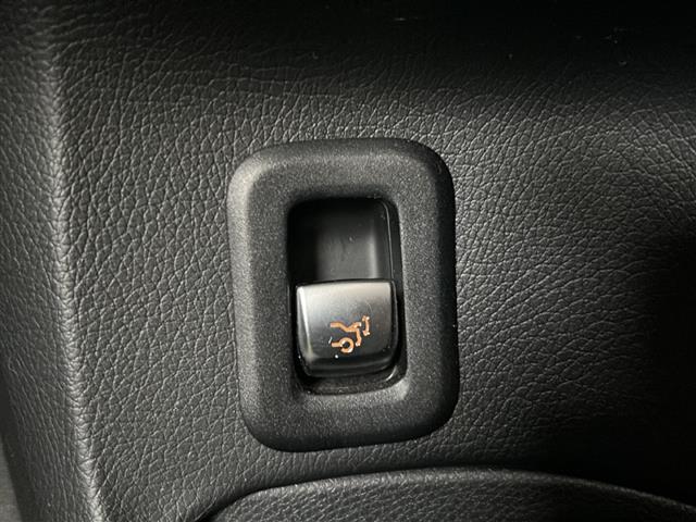 Cクラスステーションワゴン C200ステーションワゴン アバンギャルド ブルメスターオーディオ ステアリングパイロット 純正SDナビ バックカメラ 禁煙 前後コーナーセンサー ターボ LEDヘッドライト メモリーパワーシート レーダークルーズコントロール パドルシフト(24枚目)