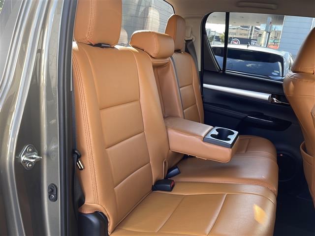 各社任意保険の取扱もございます。万が一の等級ダウン事故が発生した場合にも契約時に定めた保険料が変わらない３年長期契約も取り扱います。お客様のご要望応じてお見積もりも致します！