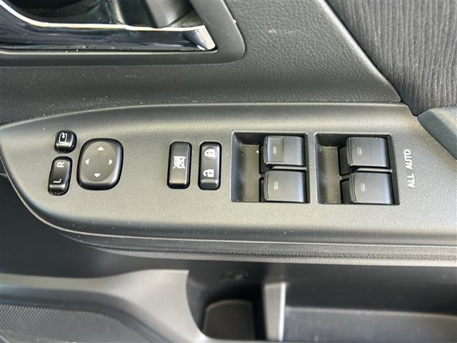 ヴェルファイア 2.4Z 純正8インチナビ フリップダウンモニター デジタルインナーミラー 純正エアロ ワンセグテレビ クリアランス ソナー ワンオーナー ドライブレコーダー前後 バックカメラ オールオートウィンド ETC(21枚目)