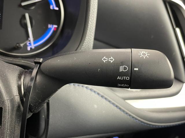 ヴォクシー ハイブリッドＳ－Ｚ　純正１０インチナビ　純正１４インチフリップダウンモニター　バックカメラ　レーダークルーズコントロール　レーンキープアシスト　衝突軽減システム　コーナーセンサー前後　ドライブレコーダー前後　ＥＴＣ２（17枚目）