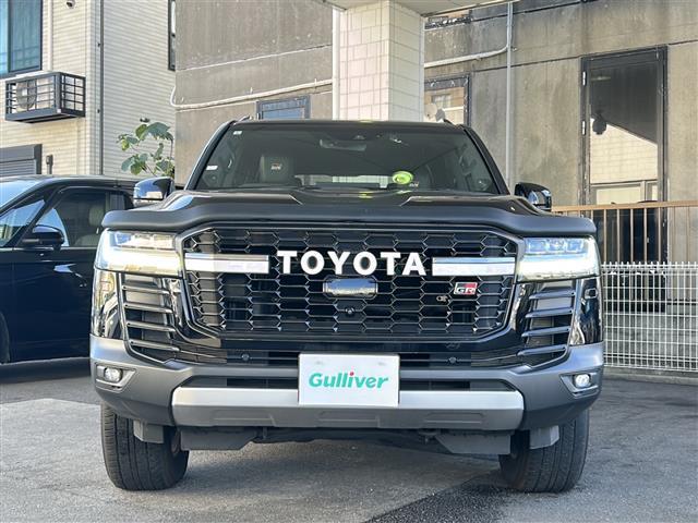 ランドクルーザー ＧＲスポーツ　純正ＳＤナビ　ＪＢＬサウンド　サンルーフ　全方位カメラ　ＨＵＤ　ディーゼル　４ＷＤ　ＢＳＭ　メモリーシート　マルチテレインモニター　ＲＣＴＡ　ＲＣＤ　クリアランスソナー　クールボックス　３眼ＬＥＤ（3枚目）