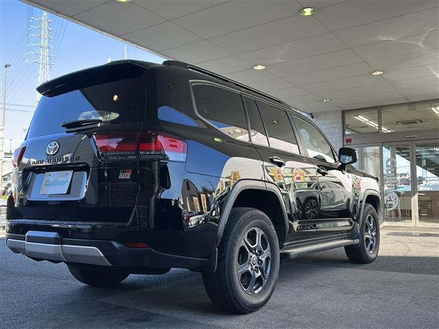 ランドクルーザー ＧＲスポーツ　純正ＳＤナビ　ＪＢＬサウンド　サンルーフ　全方位カメラ　ＨＵＤ　ディーゼル　４ＷＤ　ＢＳＭ　メモリーシート　マルチテレインモニター　ＲＣＴＡ　ＲＣＤ　クリアランスソナー　クールボックス　３眼ＬＥＤ（7枚目）