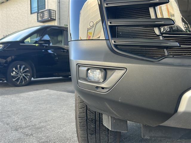 ランドクルーザー ＧＲスポーツ　純正ＳＤナビ　ＪＢＬサウンド　サンルーフ　全方位カメラ　ＨＵＤ　ディーゼル　４ＷＤ　ＢＳＭ　メモリーシート　マルチテレインモニター　ＲＣＴＡ　ＲＣＤ　クリアランスソナー　クールボックス　３眼ＬＥＤ（11枚目）