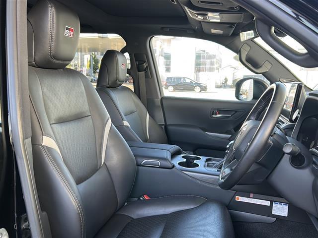 ランドクルーザー ＧＲスポーツ　純正ＳＤナビ　ＪＢＬサウンド　サンルーフ　全方位カメラ　ＨＵＤ　ディーゼル　４ＷＤ　ＢＳＭ　メモリーシート　マルチテレインモニター　ＲＣＴＡ　ＲＣＤ　クリアランスソナー　クールボックス　３眼ＬＥＤ（33枚目）