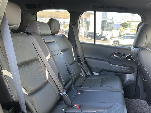 ランドクルーザー ＧＲスポーツ　純正ＳＤナビ　ＪＢＬサウンド　サンルーフ　全方位カメラ　ＨＵＤ　ディーゼル　４ＷＤ　ＢＳＭ　メモリーシート　マルチテレインモニター　ＲＣＴＡ　ＲＣＤ　クリアランスソナー　クールボックス　３眼ＬＥＤ（36枚目）