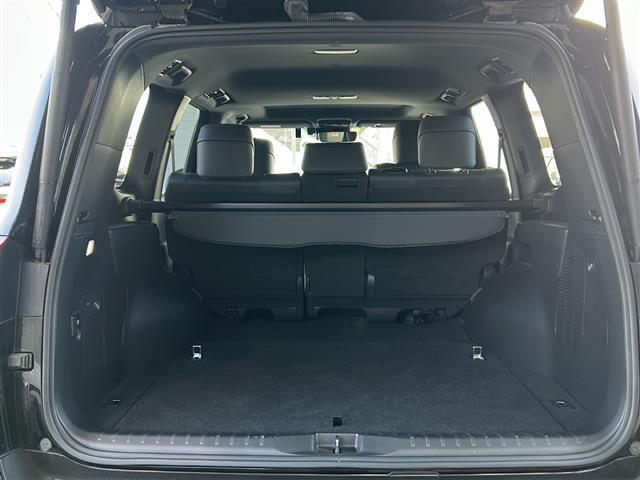 ランドクルーザー ＧＲスポーツ　純正ＳＤナビ　ＪＢＬサウンド　サンルーフ　全方位カメラ　ＨＵＤ　ディーゼル　４ＷＤ　ＢＳＭ　メモリーシート　マルチテレインモニター　ＲＣＴＡ　ＲＣＤ　クリアランスソナー　クールボックス　３眼ＬＥＤ（39枚目）