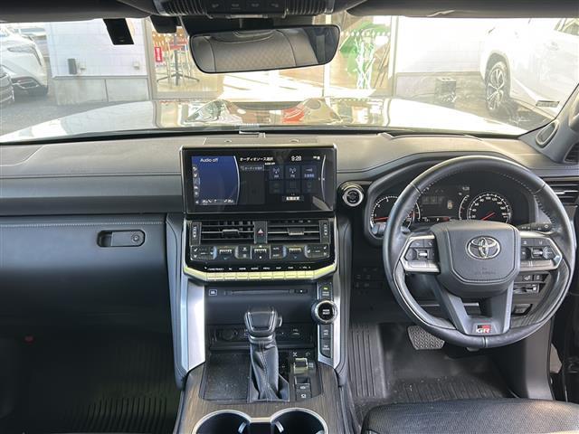ランドクルーザー ＧＲスポーツ　純正ＳＤナビ　ＪＢＬサウンド　サンルーフ　全方位カメラ　ＨＵＤ　ディーゼル　４ＷＤ　ＢＳＭ　メモリーシート　マルチテレインモニター　ＲＣＴＡ　ＲＣＤ　クリアランスソナー　クールボックス　３眼ＬＥＤ（42枚目）