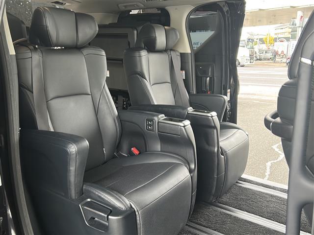 ヴェルファイア 2.5Z Gエディション フリップダウンM JBL 全方位カメラ 禁煙車 サンルーフ HDMI デジタルインナーミラー 3眼LEDライト VIDEO シーケンシャルウィンカー レーダークルーズコントロール クリアランスソナー(39枚目)