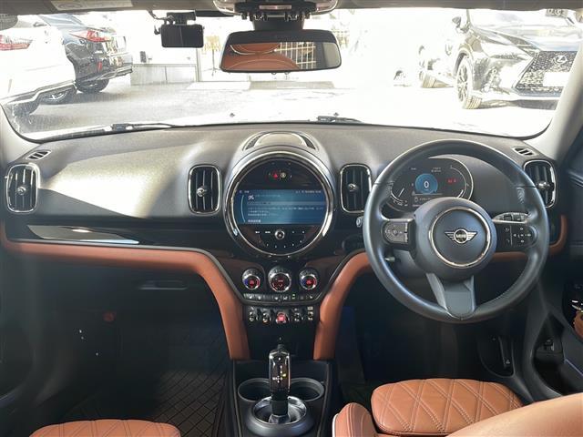 ＭＩＮＩ クーパーＳＤ　クロスオーバー　オール４　禁煙車　ルーフレール　ドラレコ前後　Ｂカメラ　メモリーパワーシート　レーダークルーズコントロール　ＬＥＤライト　ＰＤＣ自動起動　シートヒーター　パーキングアシスト　アイドリングストップ　電動格納ミラー（23枚目）
