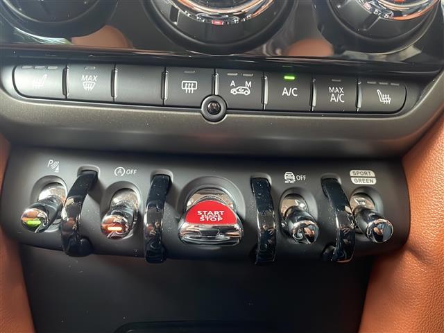 ＭＩＮＩ クーパーＳＤ　クロスオーバー　オール４　禁煙車　ルーフレール　ドラレコ前後　Ｂカメラ　メモリーパワーシート　レーダークルーズコントロール　ＬＥＤライト　ＰＤＣ自動起動　シートヒーター　パーキングアシスト　アイドリングストップ　電動格納ミラー（30枚目）