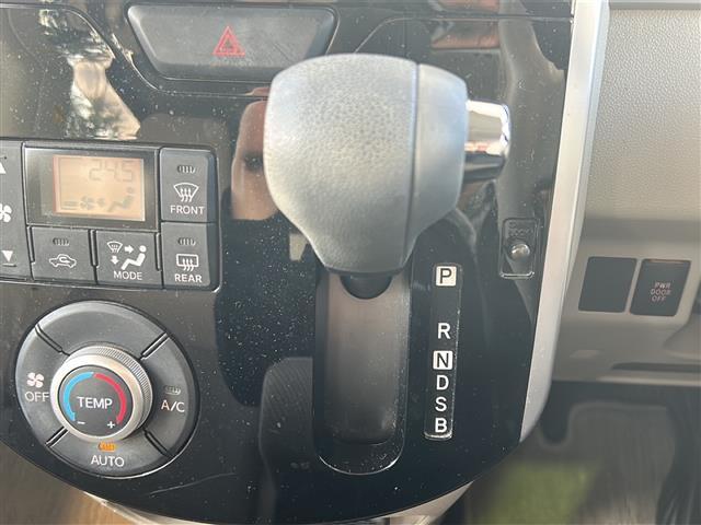 タント Ｘ　ＳＡＩＩ　純正７インチナビ　バックカメラ　禁煙車　ワンセグテレビ　走行中視聴可能　ＤＶＤ視聴可能　Ｂｌｕｅｔｏｏｔｈ　アイドリングストップ　ドアバイザー　片側パワースライドドア　ビルトインＥＴＣ　電動格納ミラー（28枚目）