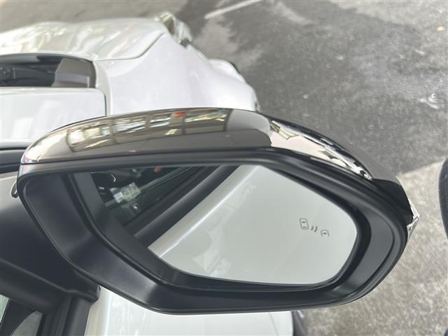 ＧＲヤリス ＲＺ　ハイパフォーマンス　ワンオーナー／ＪＢＬプレミアムサウンド／９インチＯＰ純正メモリーナビ／バックカメラ／ＧＲ赤キャリパー／黒ハーフレザーシート／３眼ＬＥＤヘッドライト／純正１８インチアルミホイール／前席シートヒーター（13枚目）