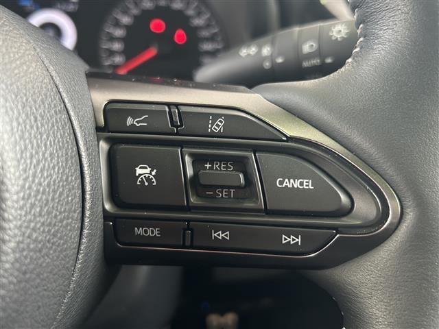 ＧＲヤリス ＲＺ　ハイパフォーマンス　ワンオーナー／ＪＢＬプレミアムサウンド／９インチＯＰ純正メモリーナビ／バックカメラ／ＧＲ赤キャリパー／黒ハーフレザーシート／３眼ＬＥＤヘッドライト／純正１８インチアルミホイール／前席シートヒーター（23枚目）